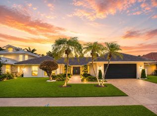 5854 Pinebrook Dr, Boca Raton, FL 33433
