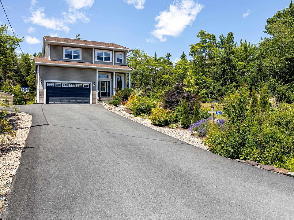 1st image of 52 Bantry Ave
