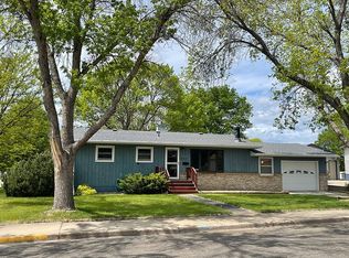 905 N Huron Ave, Pierre, SD 57501