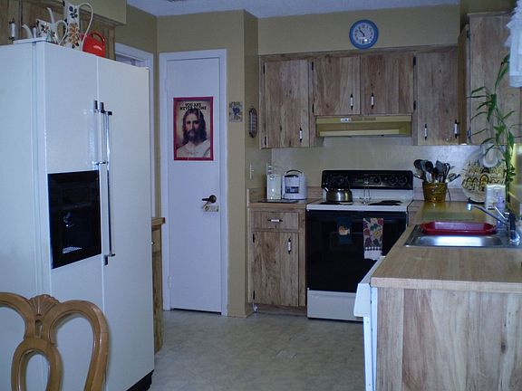 4th image of 1035 Shadow Wood Way