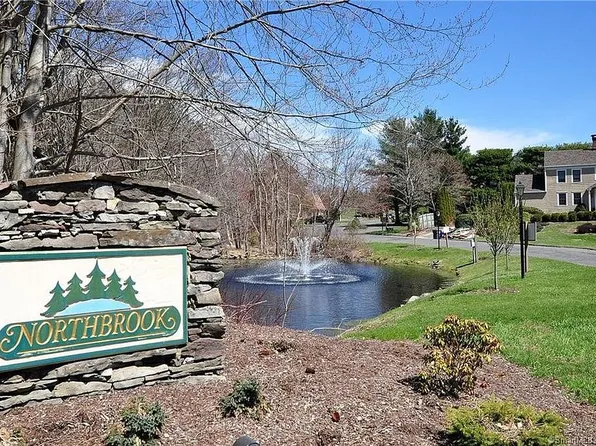 3 Shadowwood Cir, Monroe, CT 06468