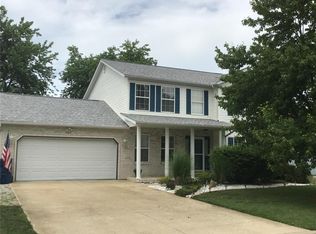 2417 Coniferous Dr, Shiloh, IL 62221