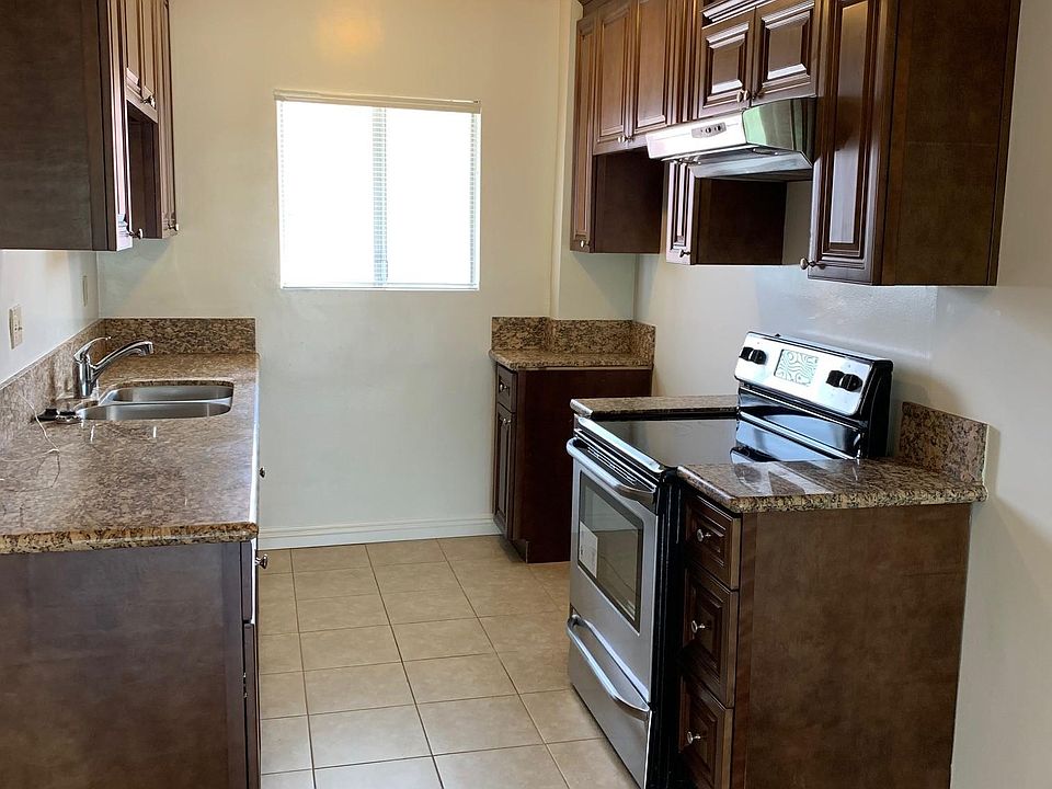 1st image of 4479 Rockland Pl APT 11