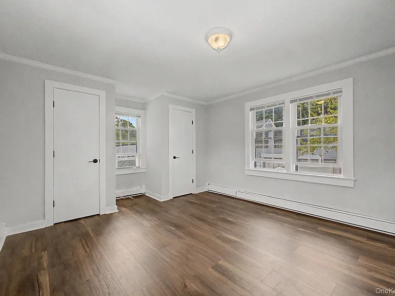 480 King St — Photo 14