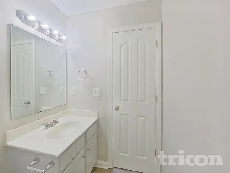 345 Hunslet Cir — Photo 11