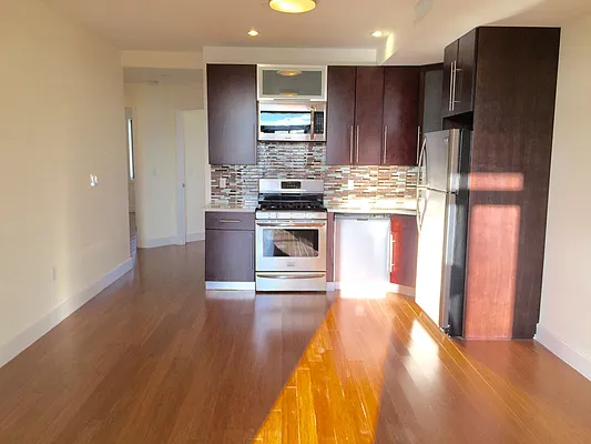 Rented by NY Space Finders Inc. | media 67