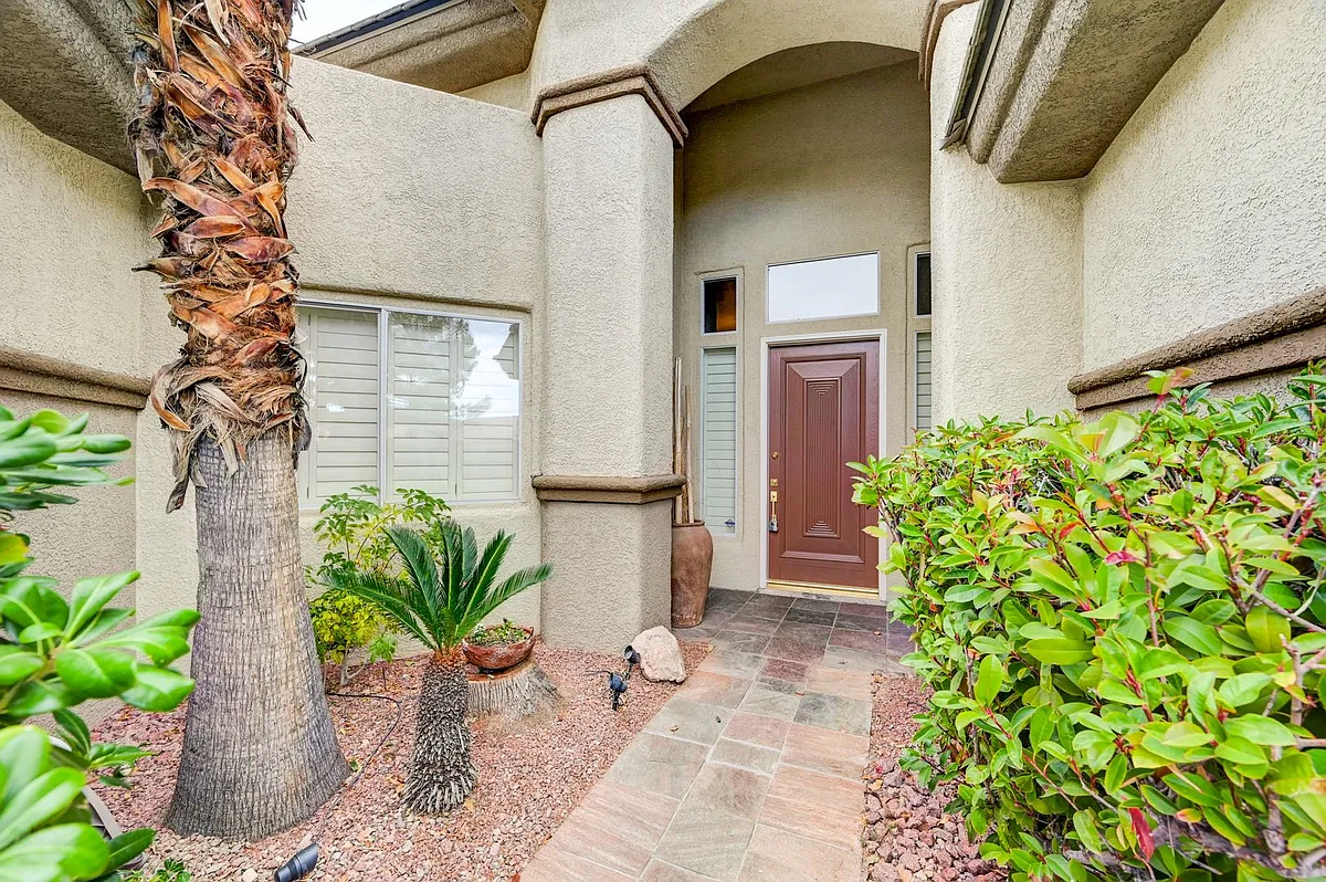 Building Photo - 601 Summer Mesa Dr