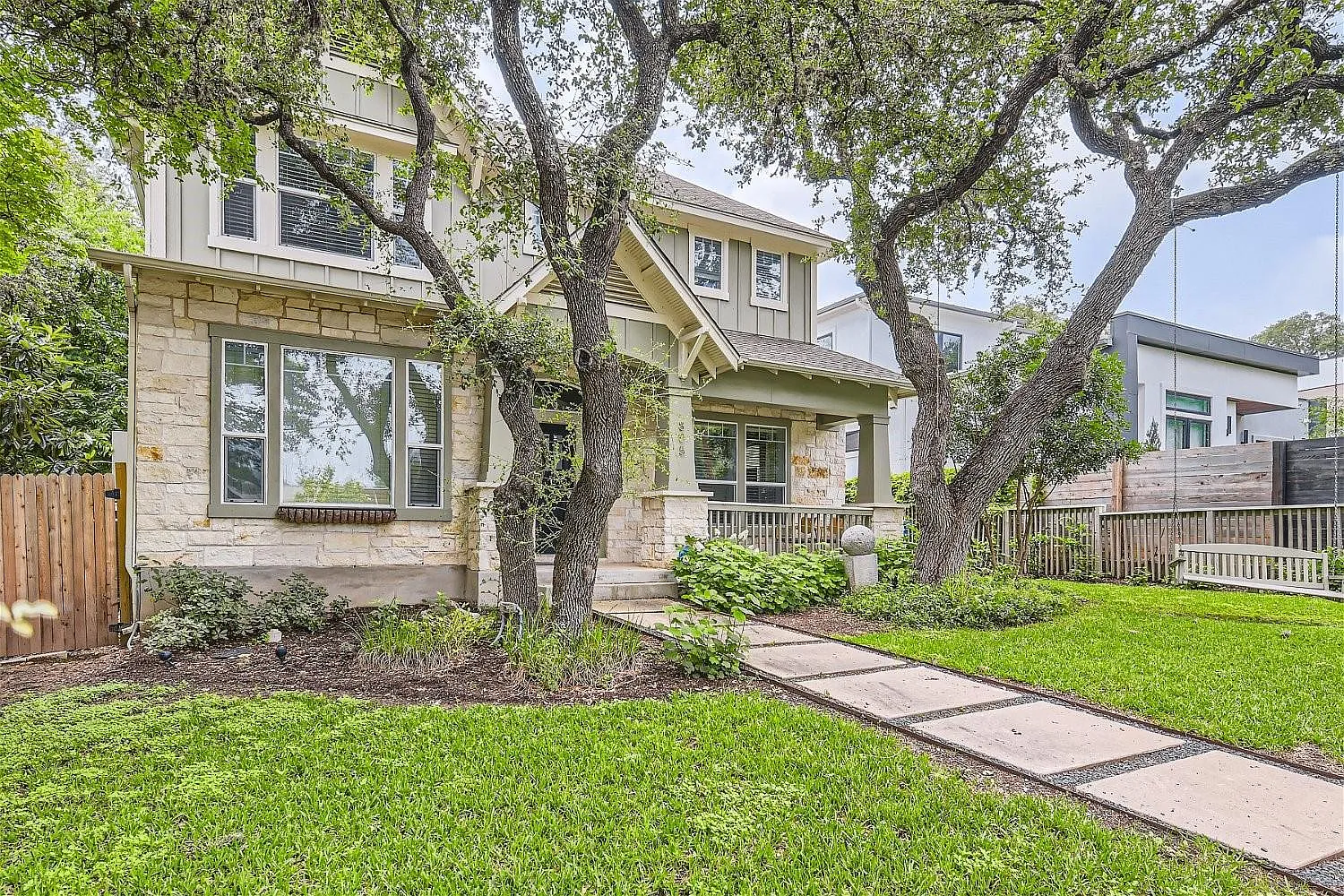 4 bed, 3.0 bath, 2925 sqft, $8,500 — Photo 3
