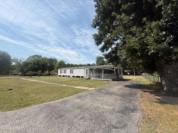 512 W Magnolia St, Cherokee, KS 66724