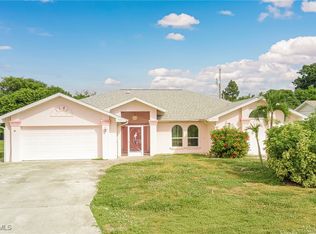 1141 SE 35th Ter, Cape Coral, FL 33904