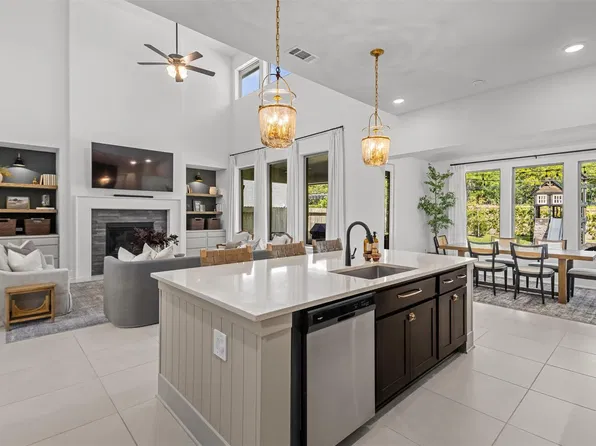 229 Patina Sorrel Dr, Montgomery, TX 77316