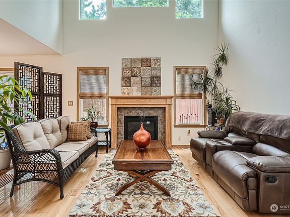 4th image of 6806 131st Street Ct E
