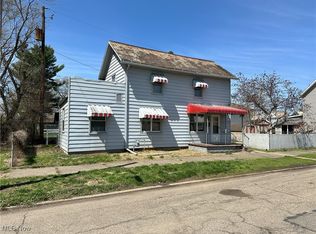 138 3rd St SE, New Philadelphia, OH 44663