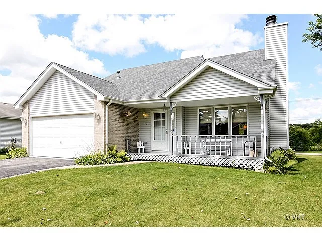 130 Valleywood Dr photo 1
