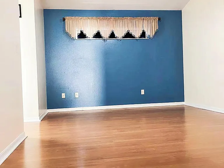 1726 Tealbriar Ave — Photo 3