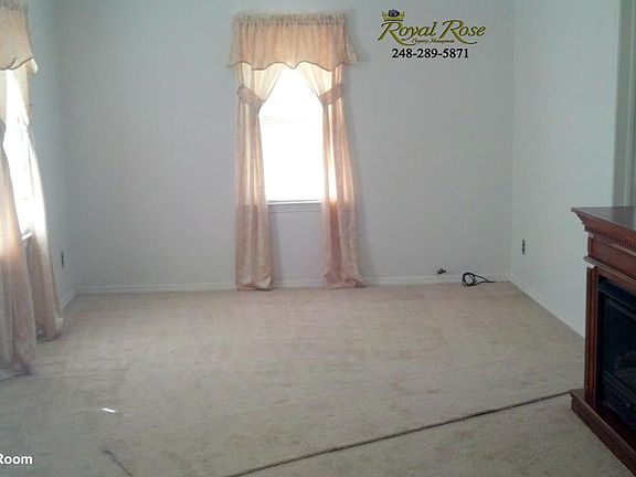 4th image of 23387 Vance Ave