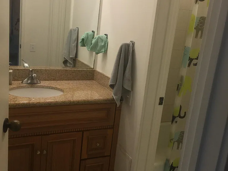 2nd bathroom