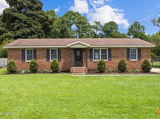 6407 Clarks Neck Rd, Washington, NC 27889