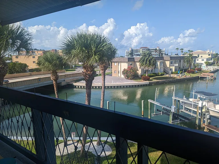 11650 Capri Cir S #201 — Photo 19