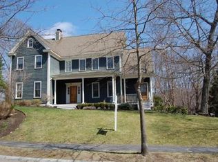 14 Old Town Rd, Beverly, MA 01915