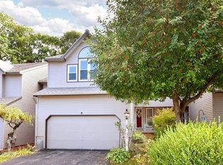 8 Pine Ridge Rd, Saratoga Springs, NY 12866