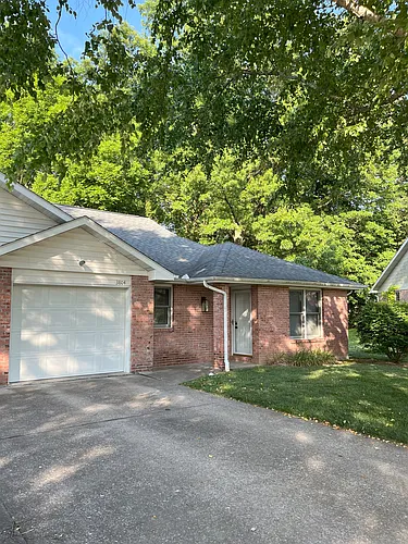 3804 Stonebridge Dr Photo 1