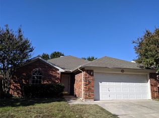 8537 Western Meadows Dr, Fort Worth, TX 76244