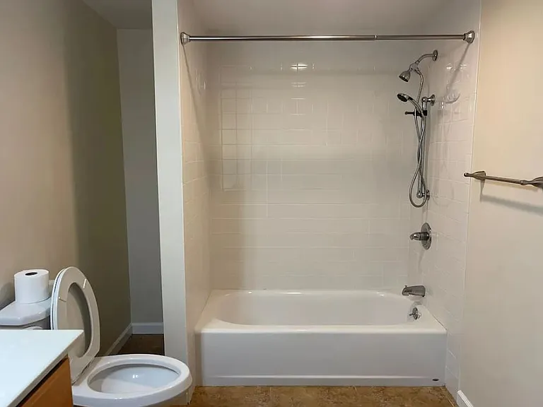 Ward Street Apartments — Photo 7