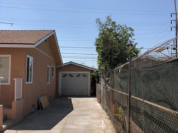 4th image of 3050 Perlita Ave