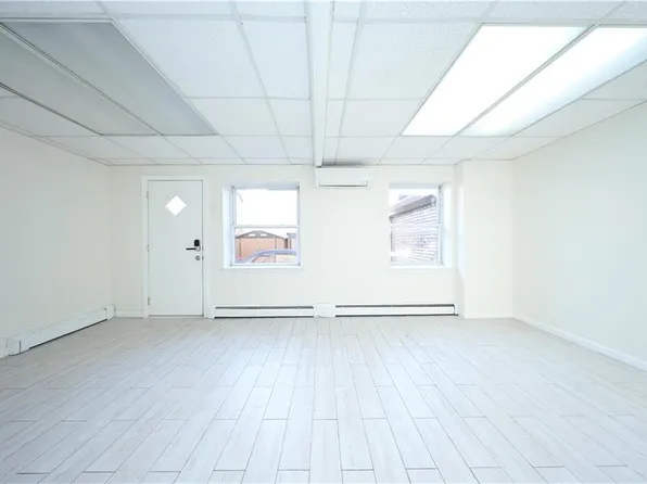 2202 Burnett Street image 32 of 45