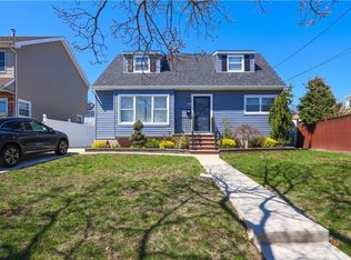 4325 Hylan Blvd, Staten Island, NY 10312