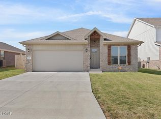 207 Molly Dean Dr, Duenweg, MO 64841