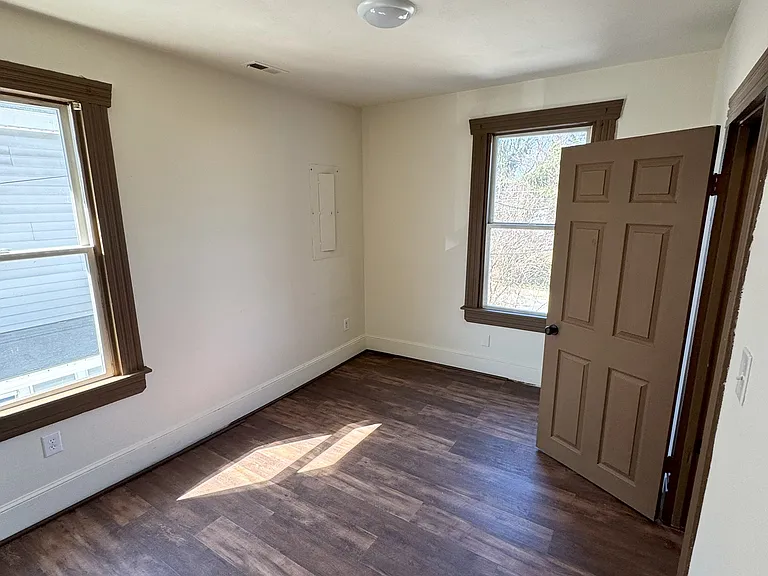 1021 Dale Ave SE #B — Photo 12