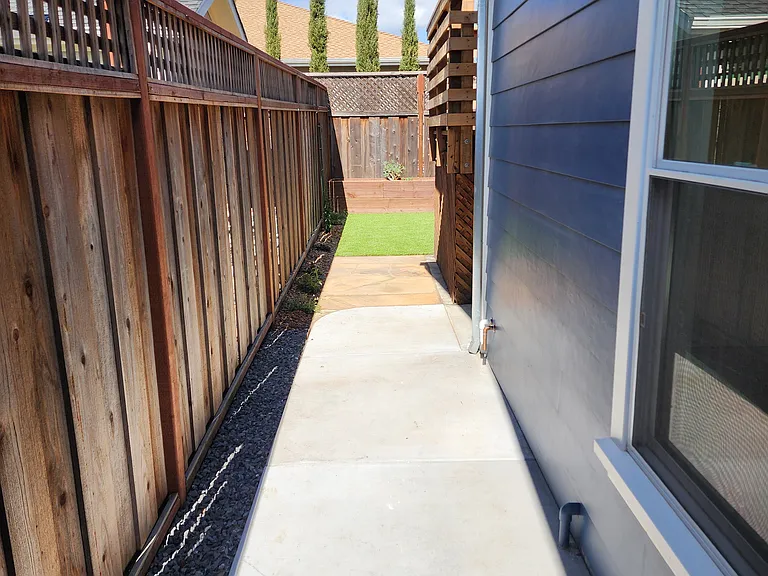 3422 Santiago Dr — Photo 6