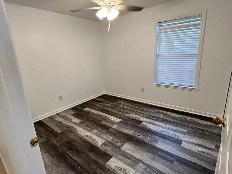 2521 Allison Ave — Photo 6