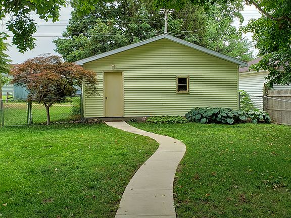 Detached Garage - Back yard