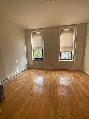 Rented by Standard Living Realty Inc | media 5