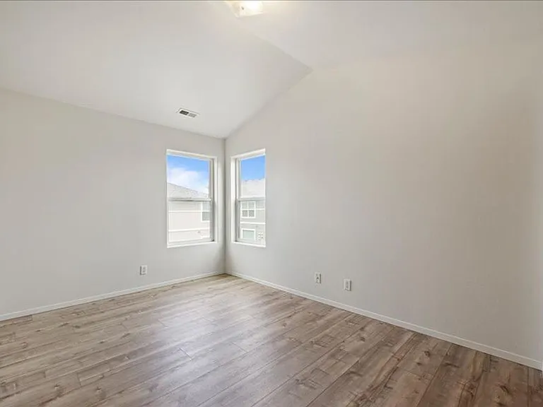 6405F Chapel Hill Blvd #F201 — Photo 14