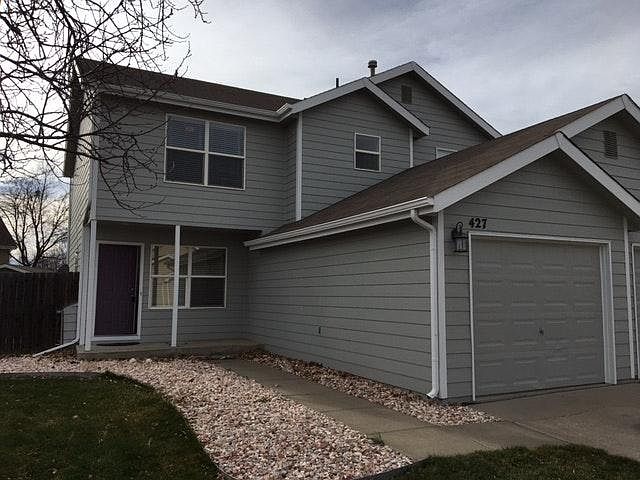 End unit Townhome with 1 car attached garage