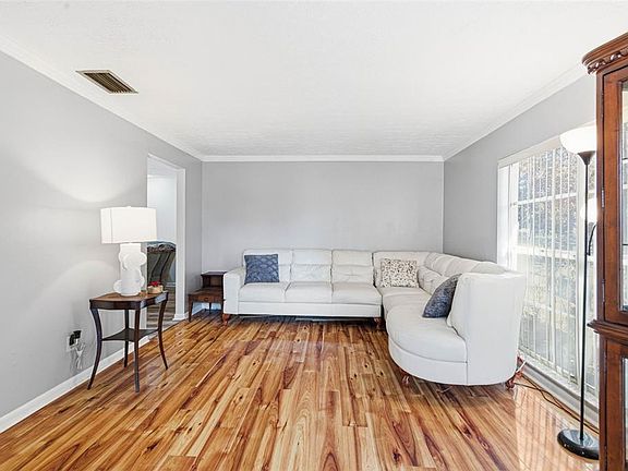 2nd image of 4120 Temple Heights Rd