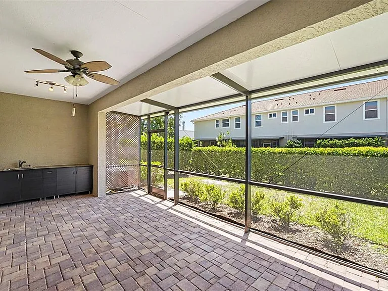 1264 Riserva Ln — Photo 14