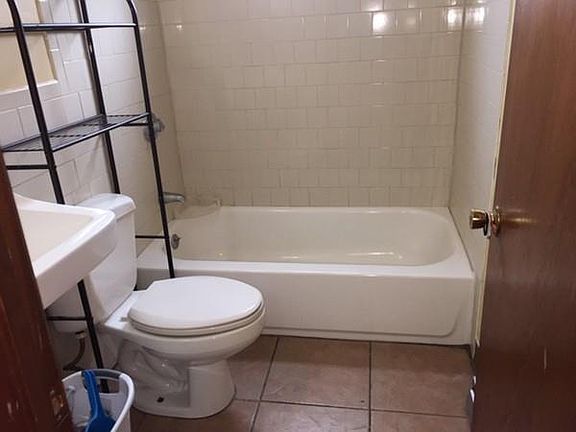 3rd image of 310 Water St APT D