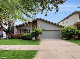 2443 Maple St, River Grove, IL 60171