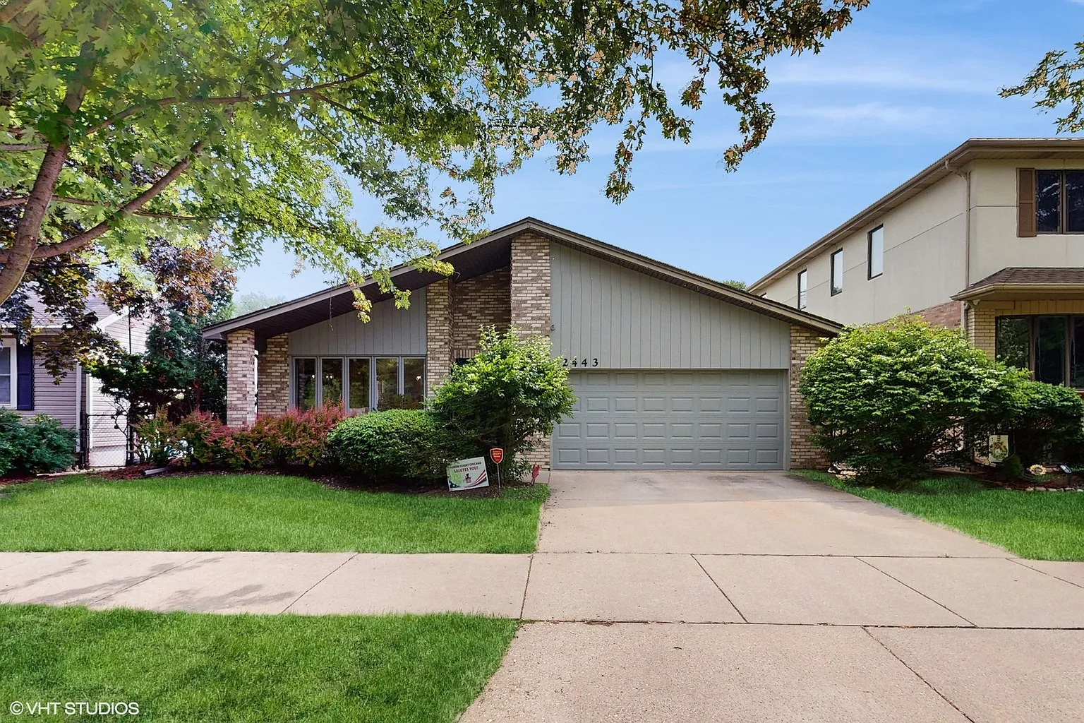 2443 Maple St photo 1