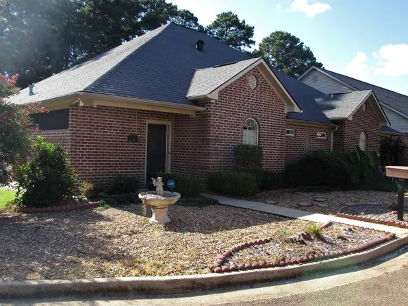 (undisclosed Address), Magnolia, AR 71753