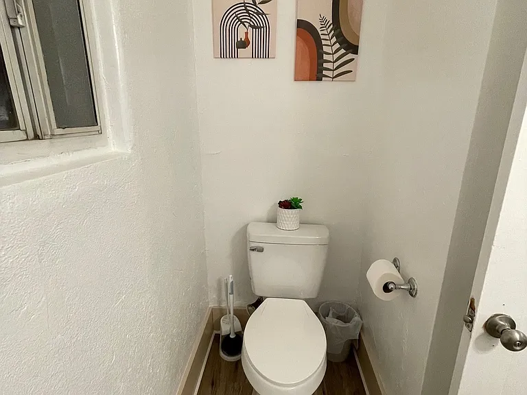 205 Stanford Dr SE #1-2 — Photo 6