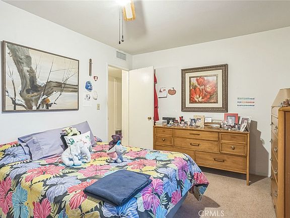 5th image of 26231 Foxgrove Rd