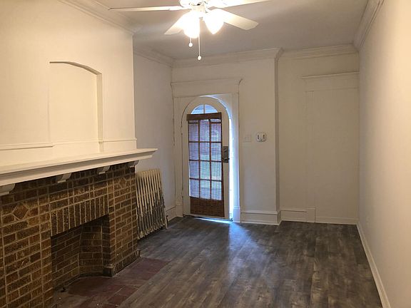 3rd image of 4955 Pine St #1ST