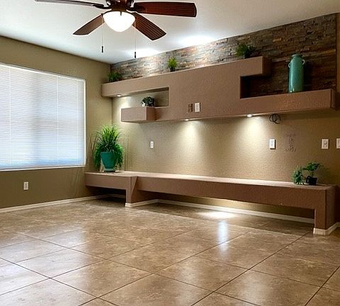 2nd image of 1927 S Saguaro Dr