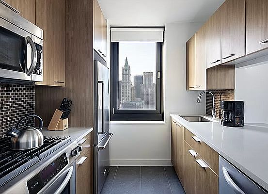 3rd image of 105 Duane St #14B